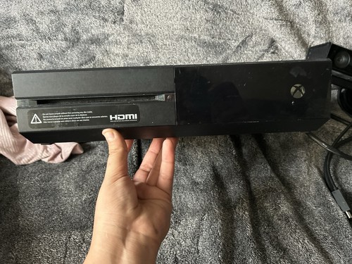 Xbox comes with - a, controller